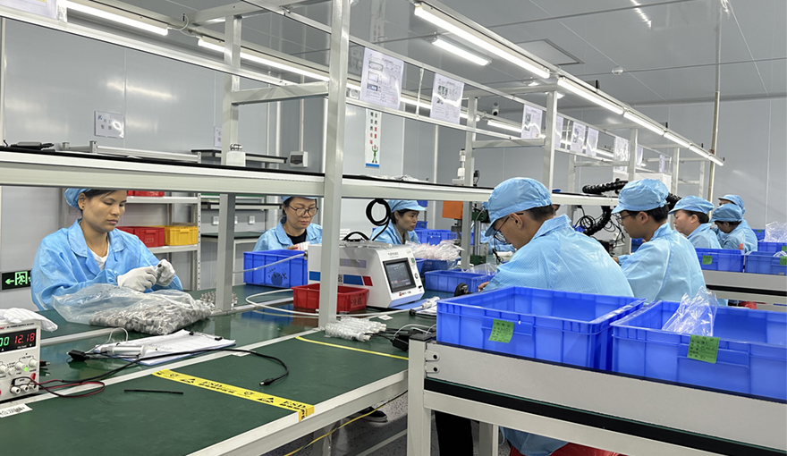 春节前的坚守，只为准时交付每一份信任